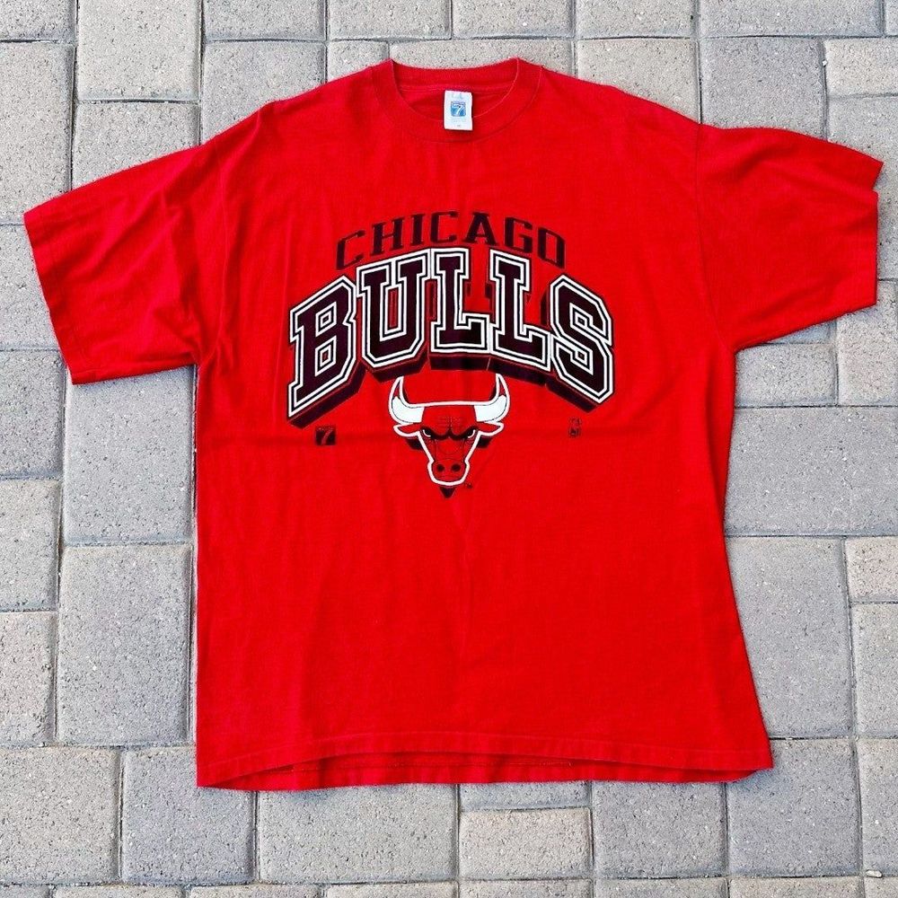 2XL Vintage Logo 7 Chicago Bulls Graphic Tee - Picture 1 of 3